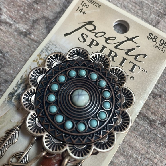 Poetic Spirit -Jewelry making accessory. Silver, Turquoise stone & brown leather - Picture 9 of 16